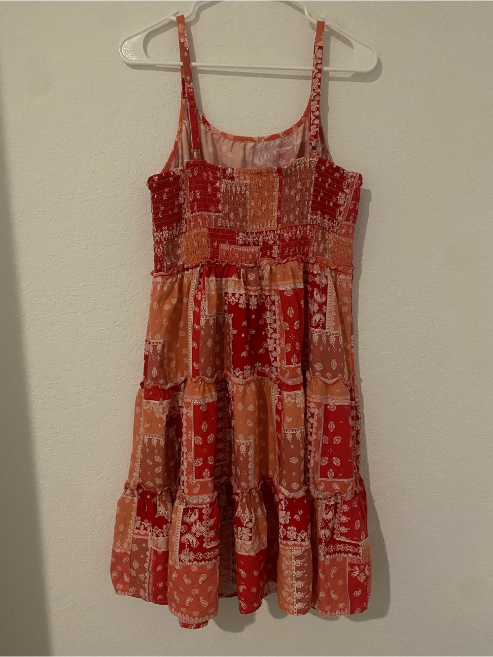 beachlunchlounge Pink & Coral Smocked Detail Maxi - Picture 3 of 7